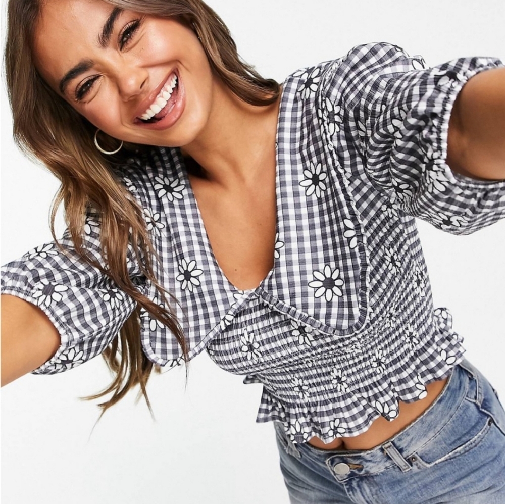 ASOS × MISS SELFRIDGE Bib Crop Top Gingham Black White Check Daisy NWOT - Picture 3 of 8